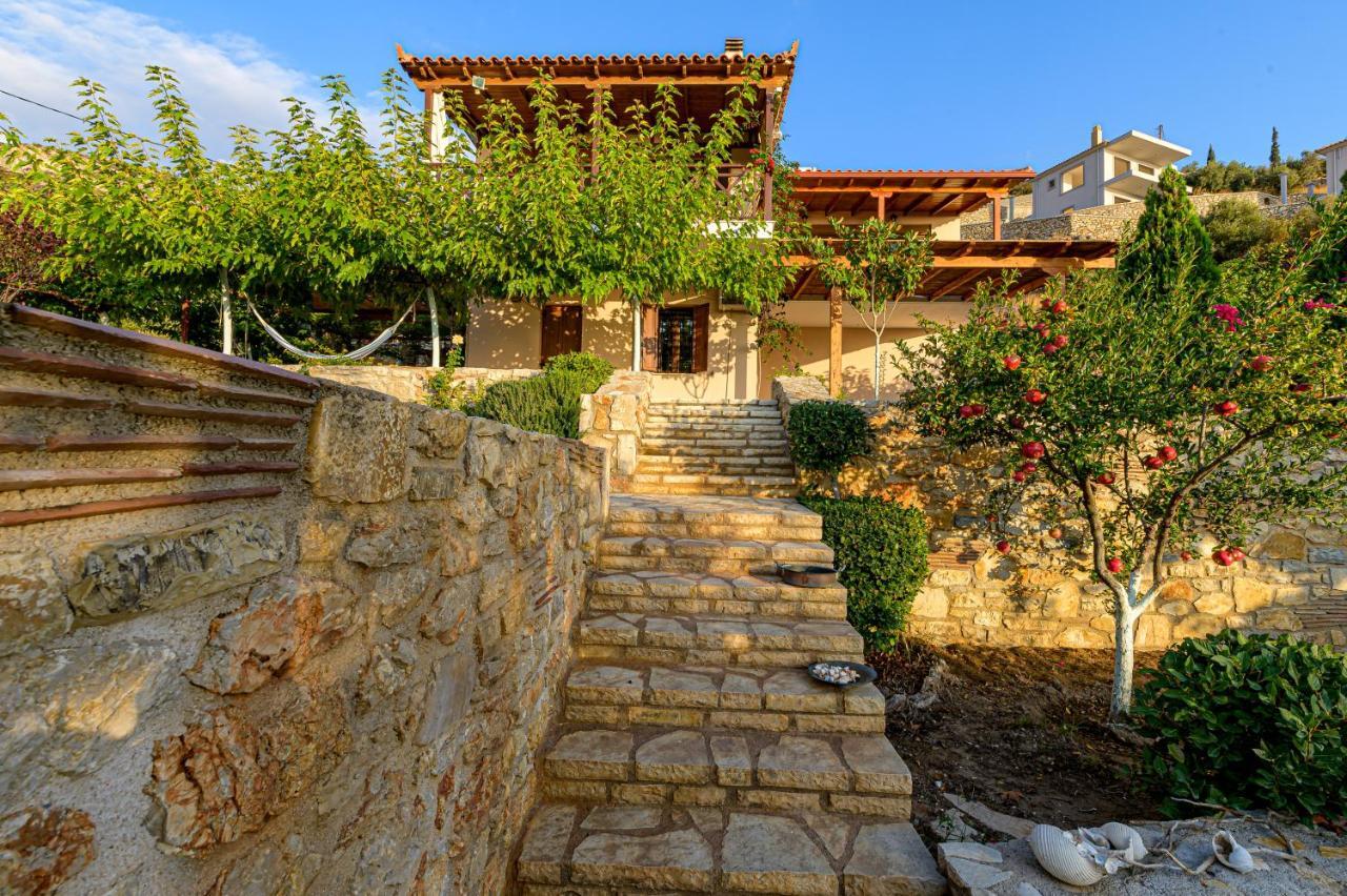 Paralio Astros Beachfront Suites Xiropigado Exterior foto